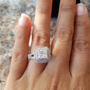 2.12 engagement ring size 4.5/5